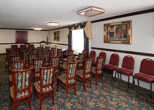 Quality & Detroit Metro Airport Hotel