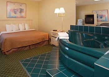 Quality & Detroit Metro Airport 3* Romulus